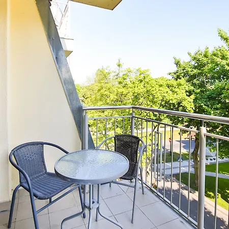 - Roza Wiatrow Apartment *